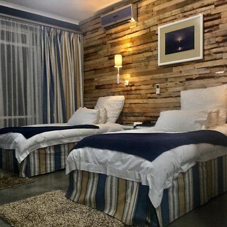 וואלביס ביי Casa Mia Hotel מראה חיצוני תמונה