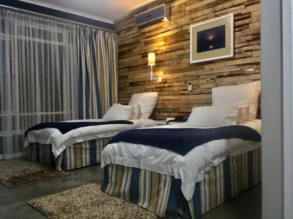 וואלביס ביי Casa Mia Hotel מראה חיצוני תמונה