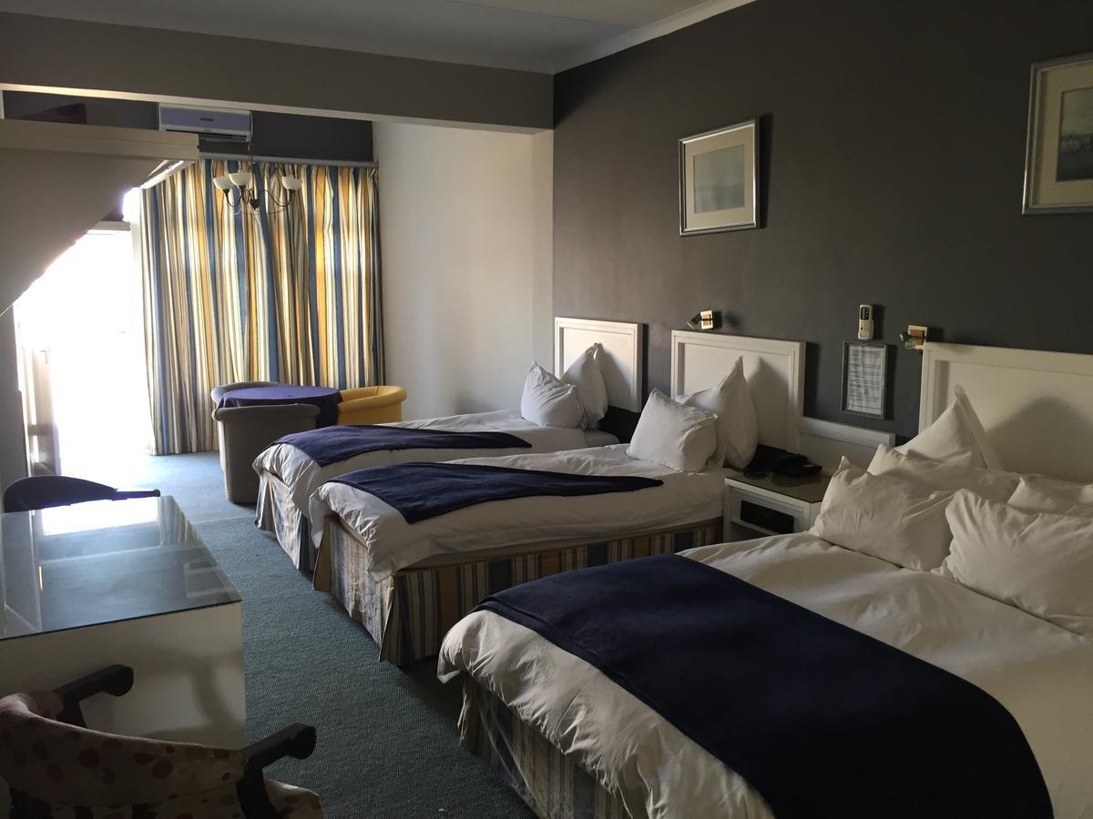 וואלביס ביי Casa Mia Hotel מראה חיצוני תמונה