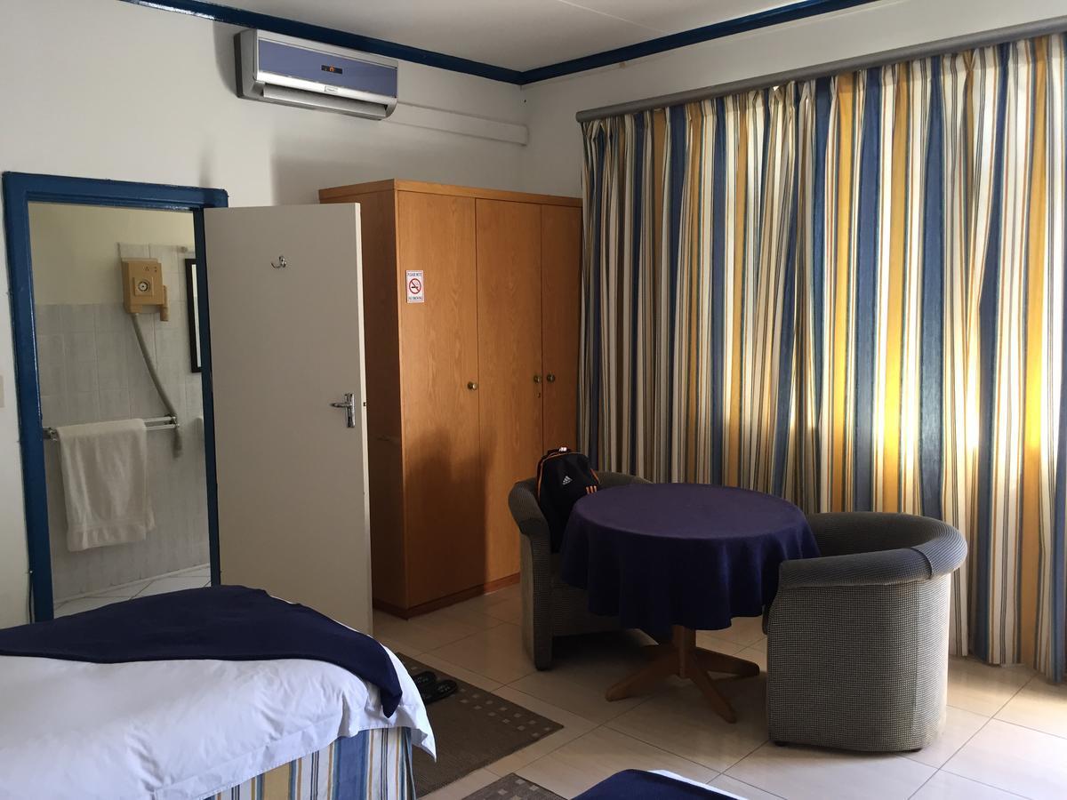 וואלביס ביי Casa Mia Hotel מראה חיצוני תמונה
